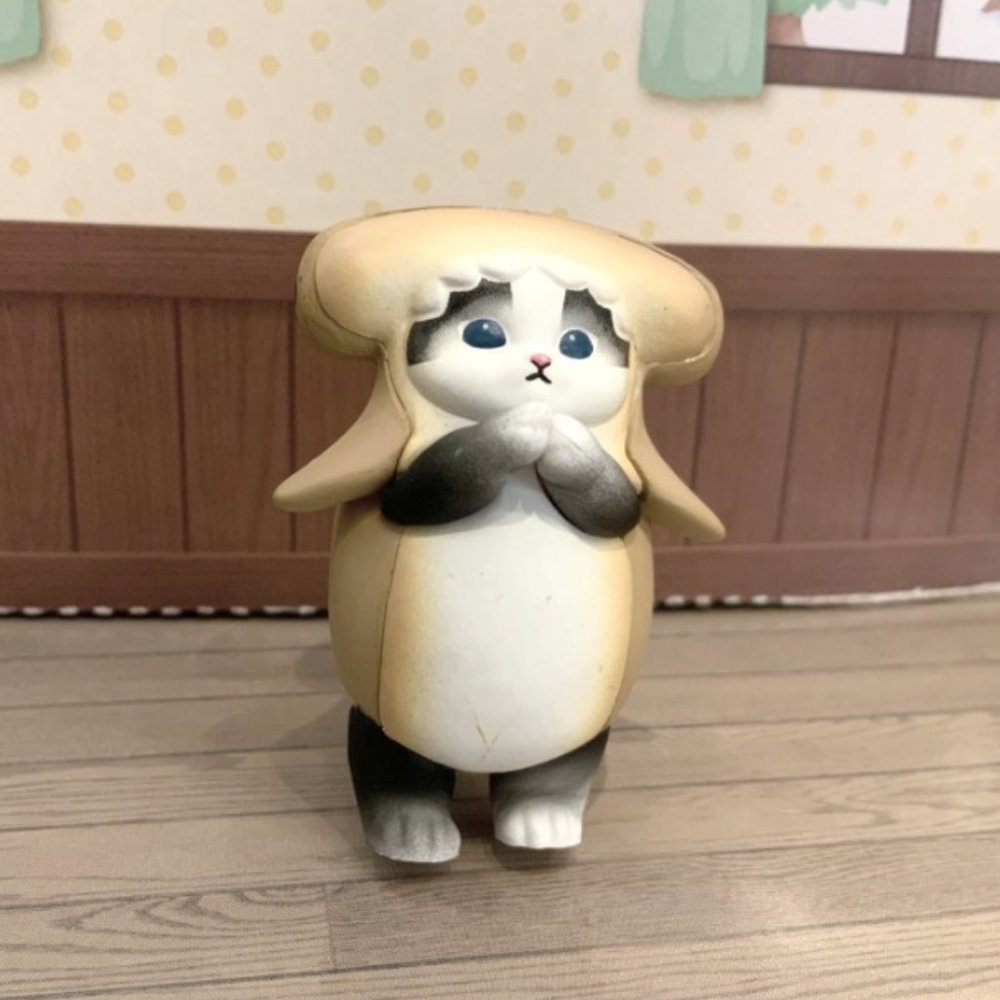 Mofusand Samenyan Hammerhead Shark Kitty Blind Box Figure